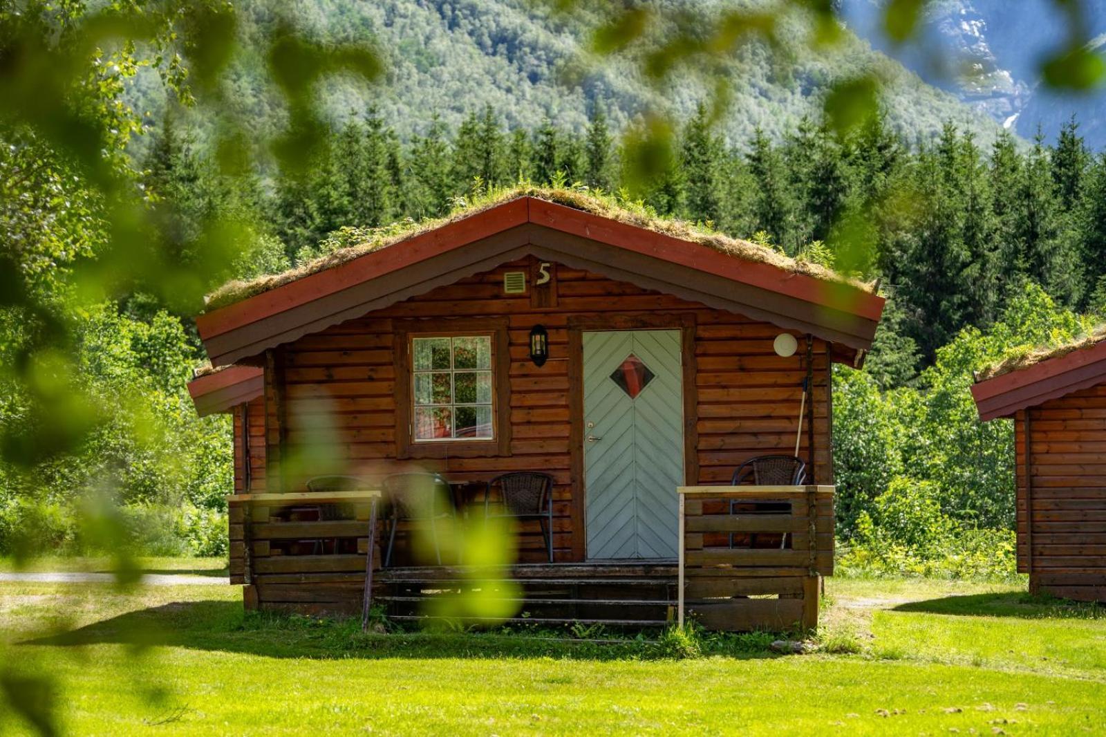 Trollstigen Camping And Gjestegard 욘달스네스 외부 사진